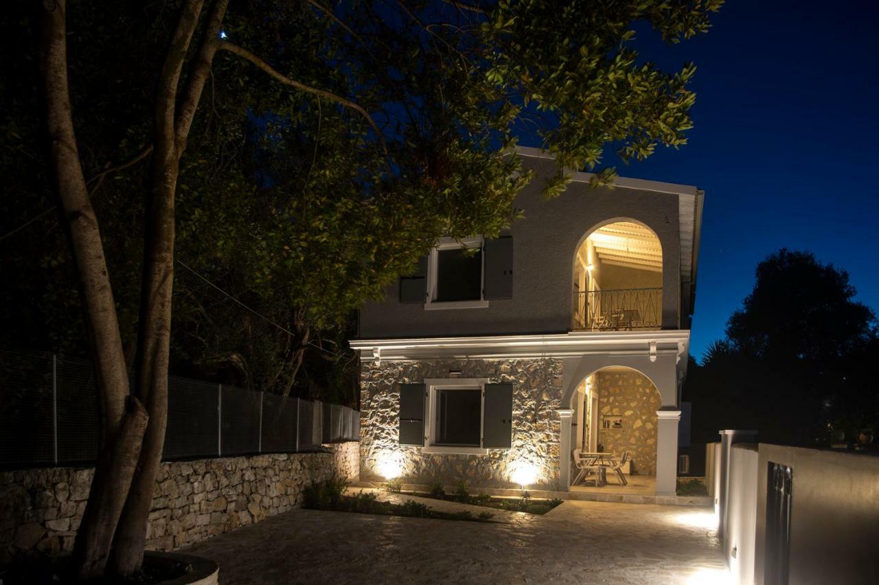 Avali Luxury Houses Gaios Eksteriør billede